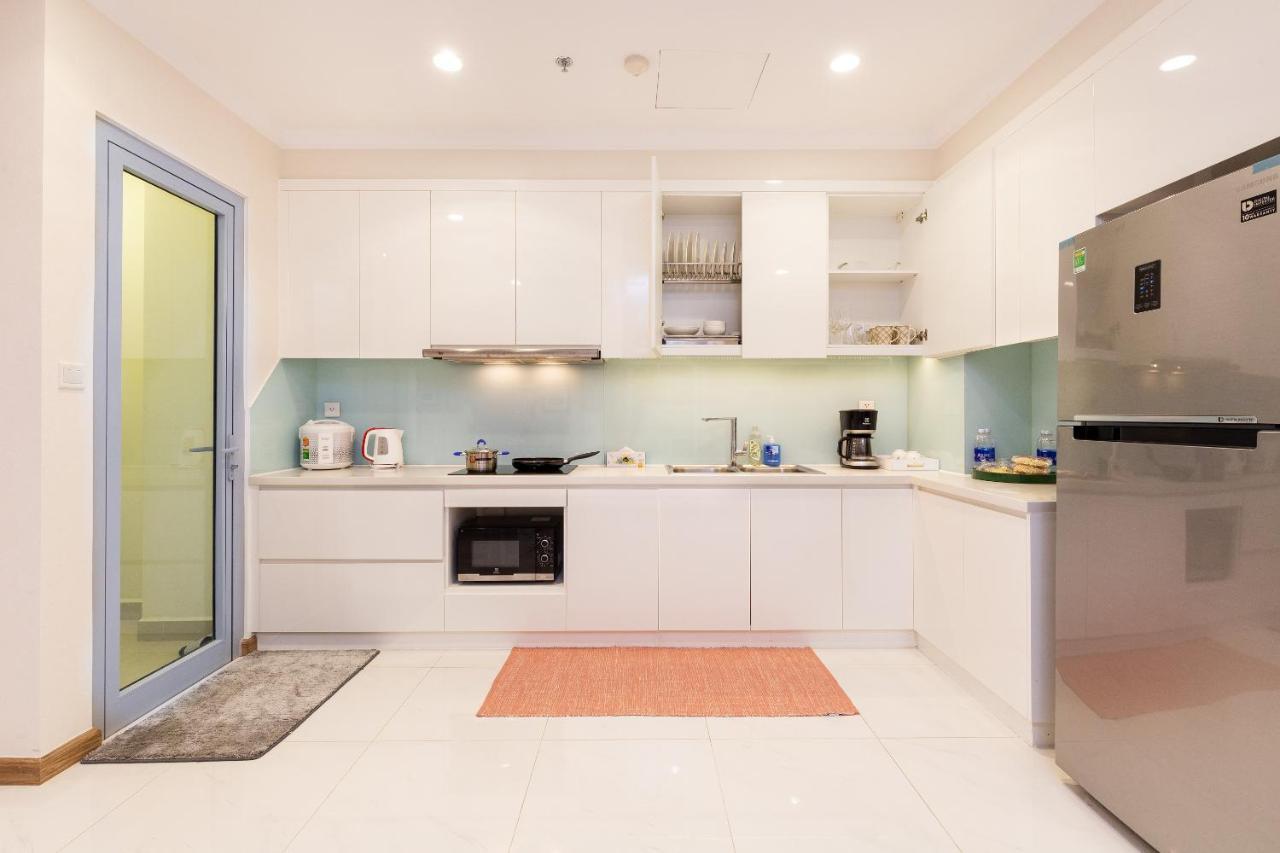 Hoasun Boutique Apartment - Vinhomes Central Park ホーチミン市 エクステリア 写真