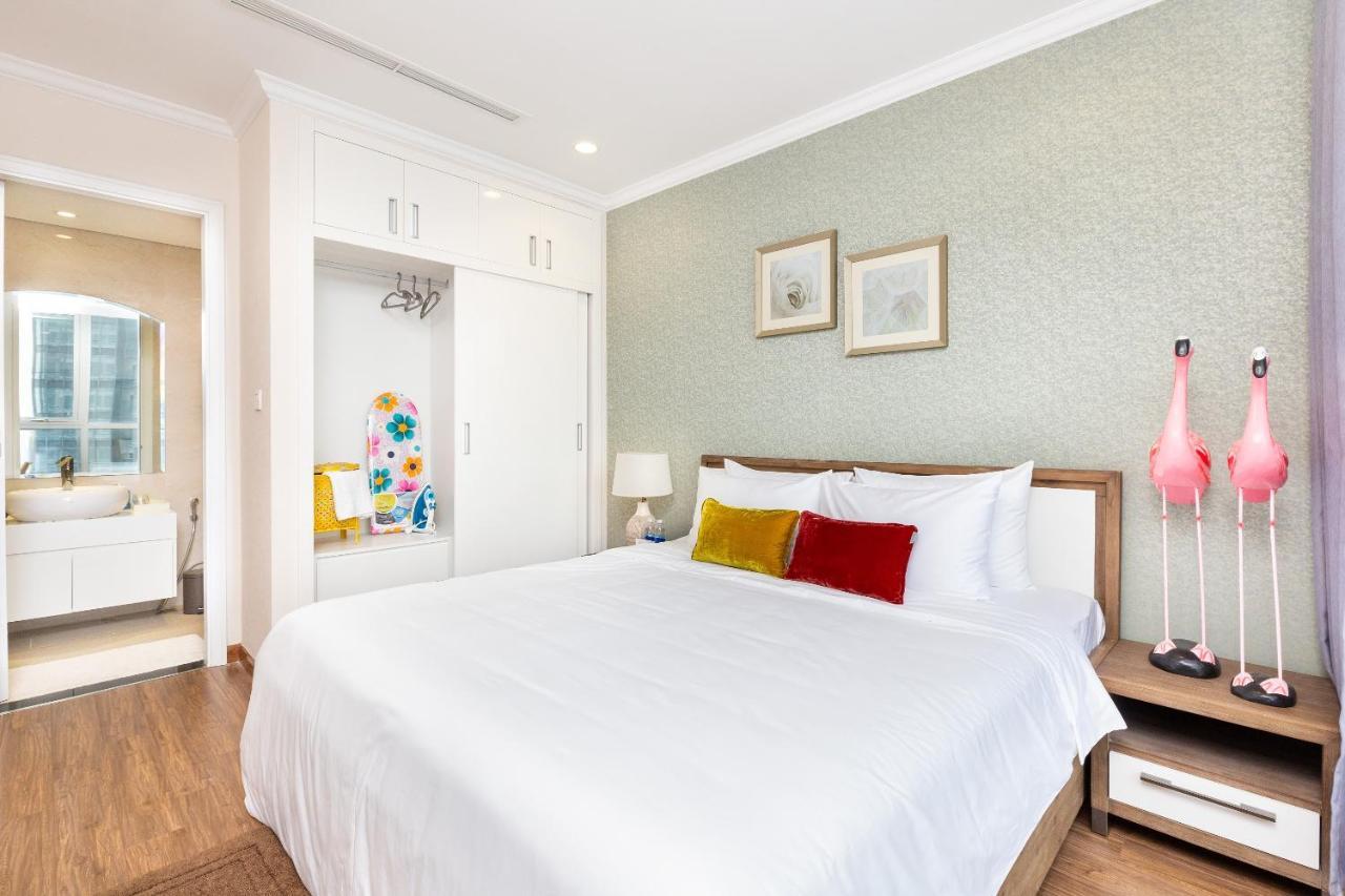 Hoasun Boutique Apartment - Vinhomes Central Park ホーチミン市 エクステリア 写真