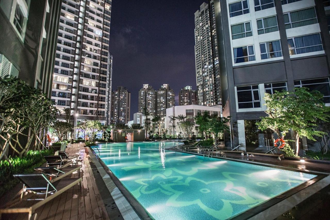 Hoasun Boutique Apartment - Vinhomes Central Park ホーチミン市 エクステリア 写真